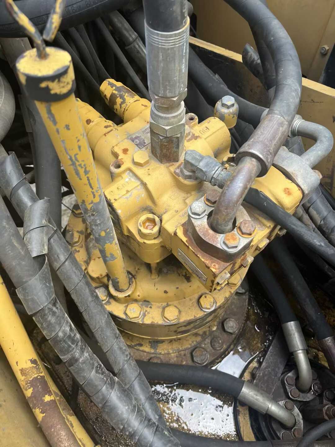 Used Caterpillar CT20 Excavator 2016 Model / 5