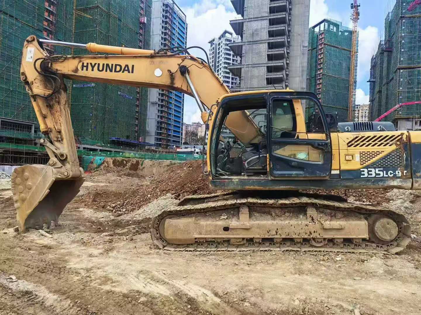Used Hyundai HX75 Excavator 2016 Model
