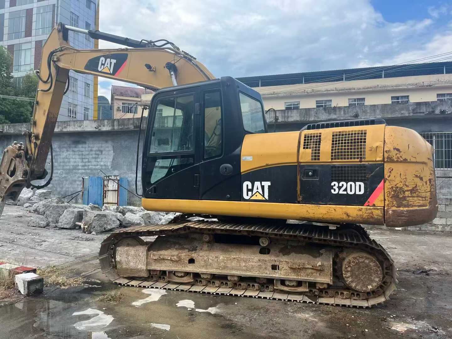 Used Caterpillar CT20 Excavator 2016 Model / 2