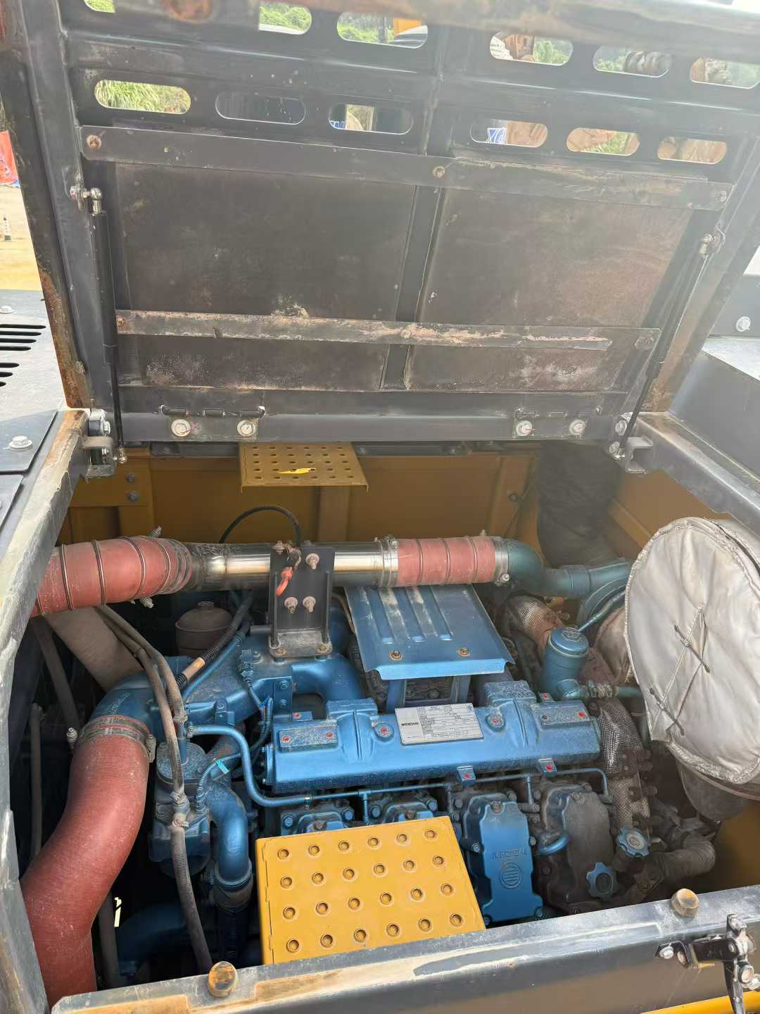 Used XCMG XE215 Excavator 2021 Model / 4