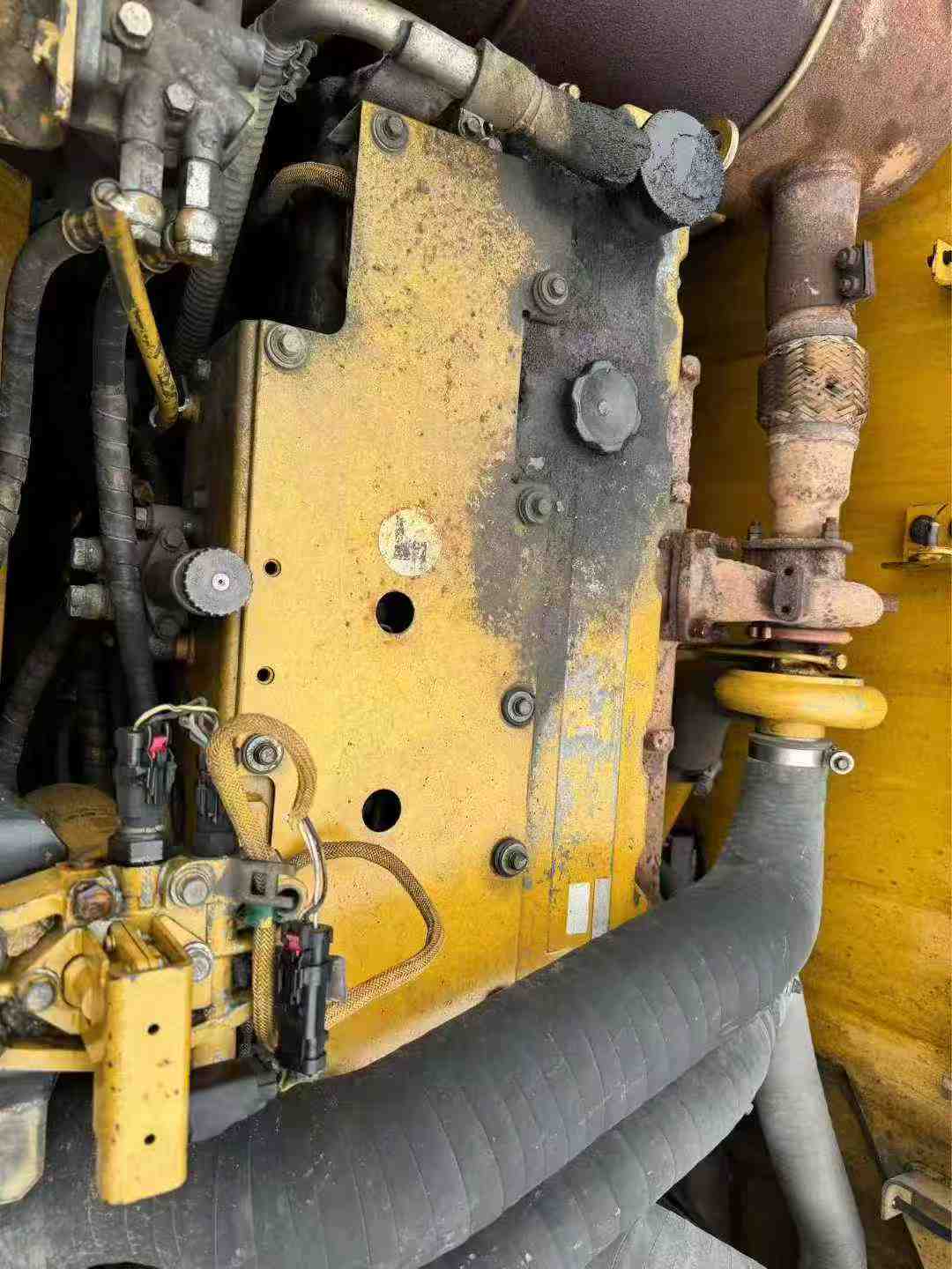 Used Caterpillar CT20 Excavator 2012 Model / 6