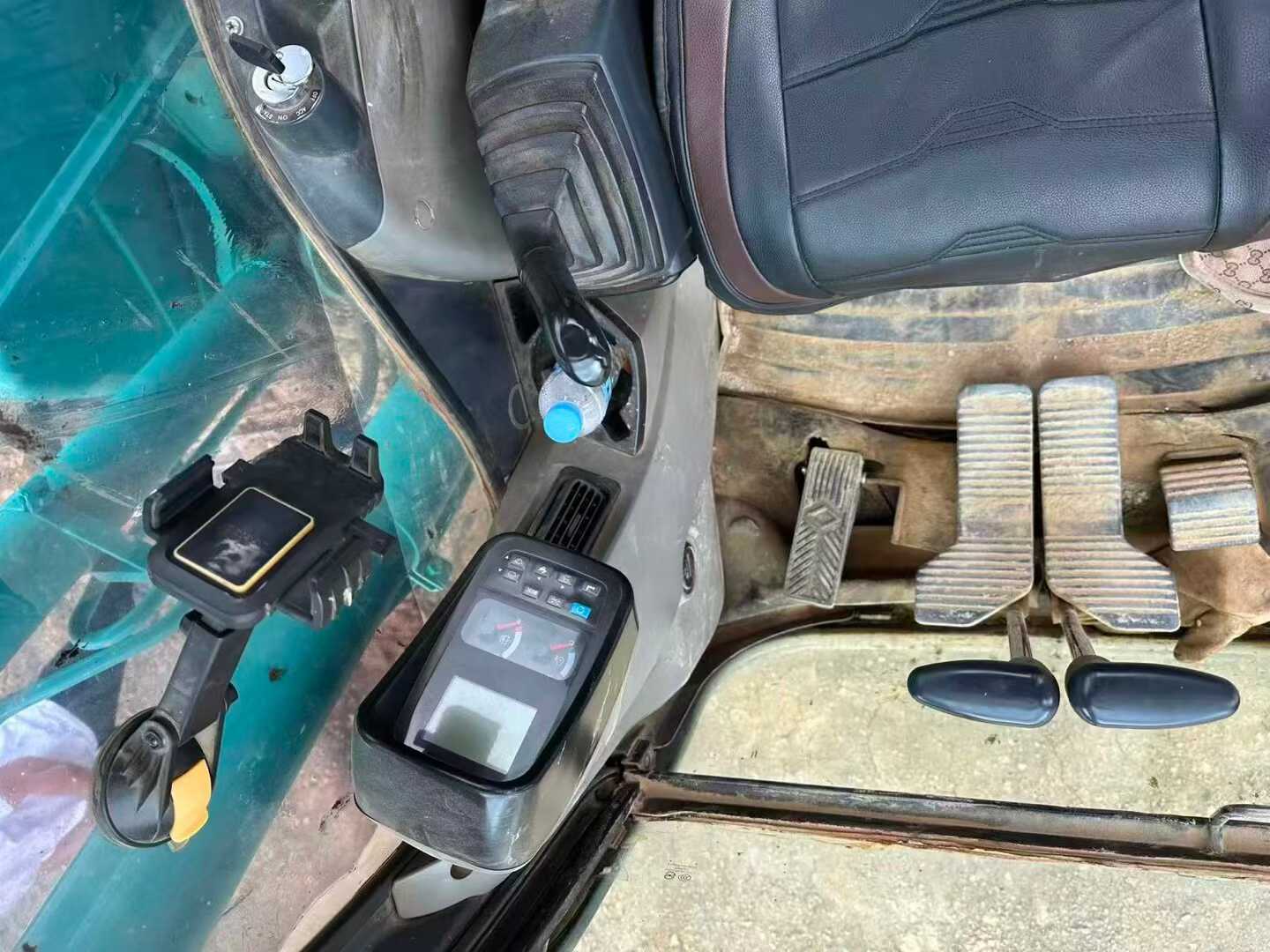 Used Kobelco SK130 Excavator 2011 Model / 7