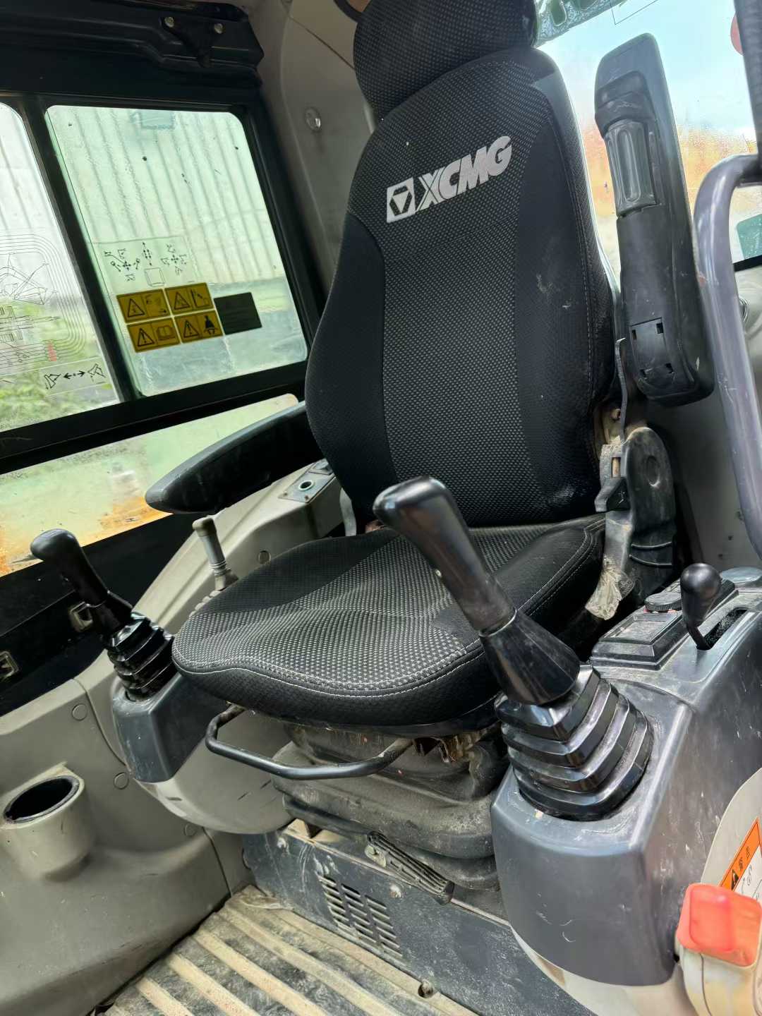 Used XCMG XE60 Excavator 2019 Model / 8