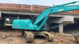 Buy Kobelco SK200 Used Excavator / 5 Used Kobelco SK200 Excavator 2016 Model / 5