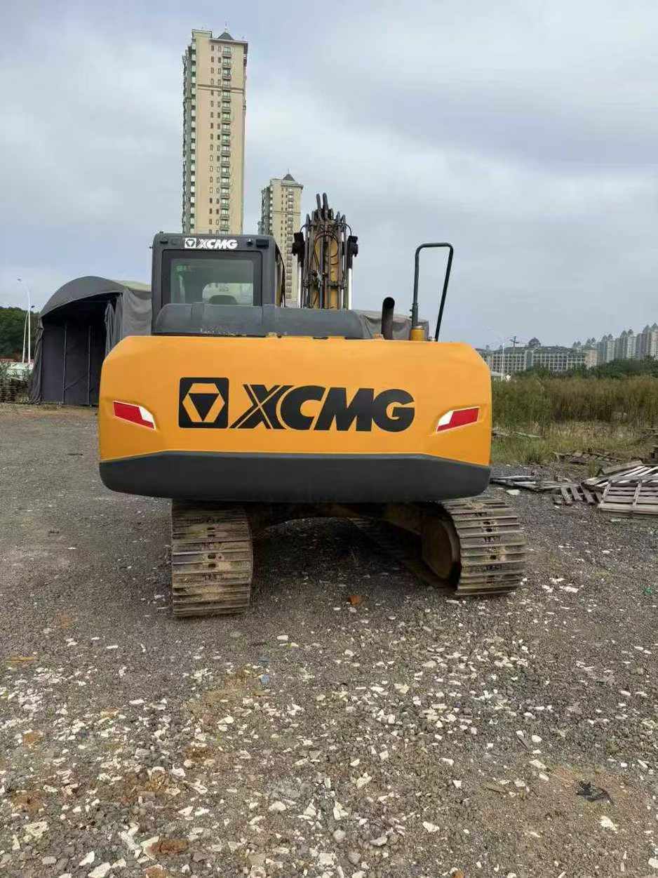 Used XCMG XE135GA Excavator 2016 Model / 3