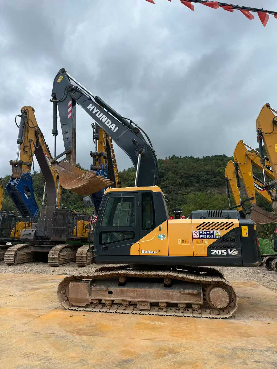 Used Hyundai R205VS Excavator 2022 Model