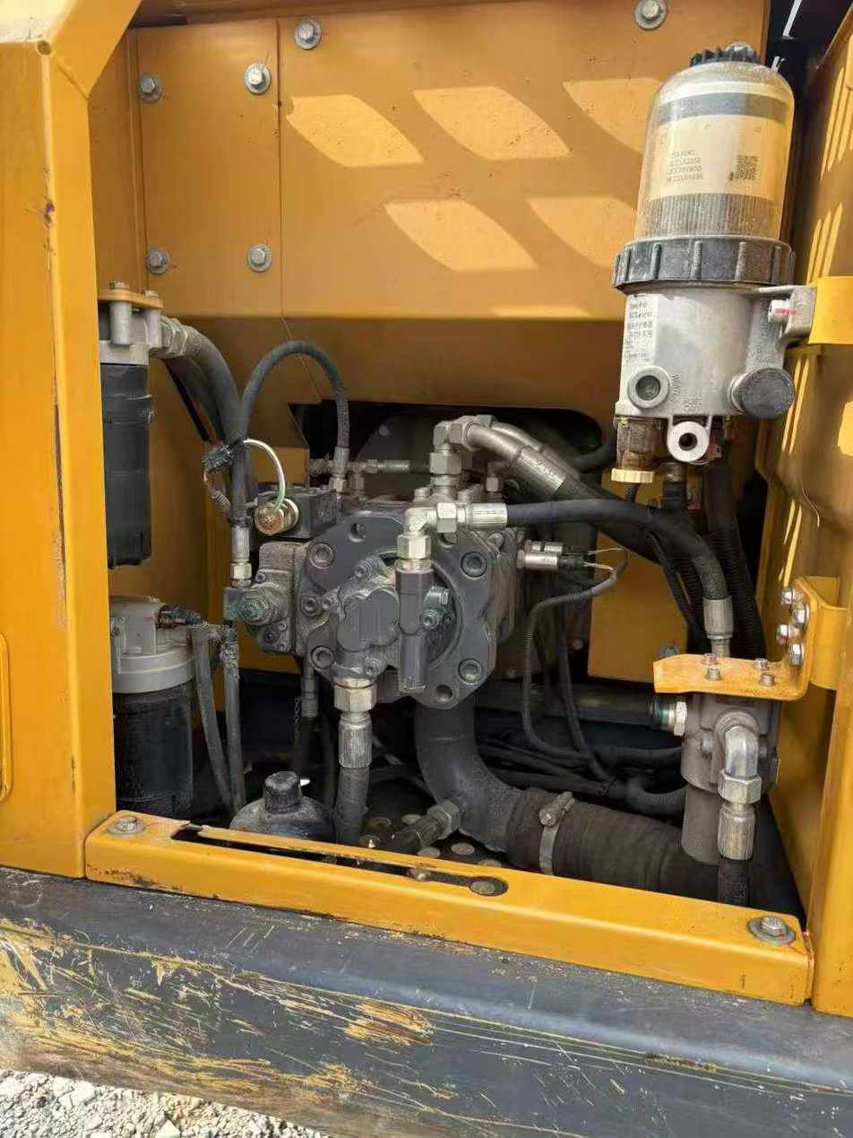 Used XCMG XE135GA Excavator 2016 Model / 5