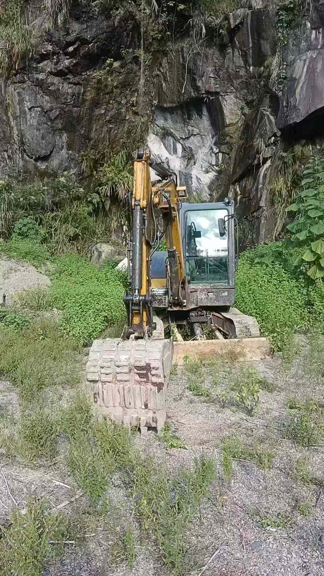 Used XCMG XE60 Excavator 2023 Model