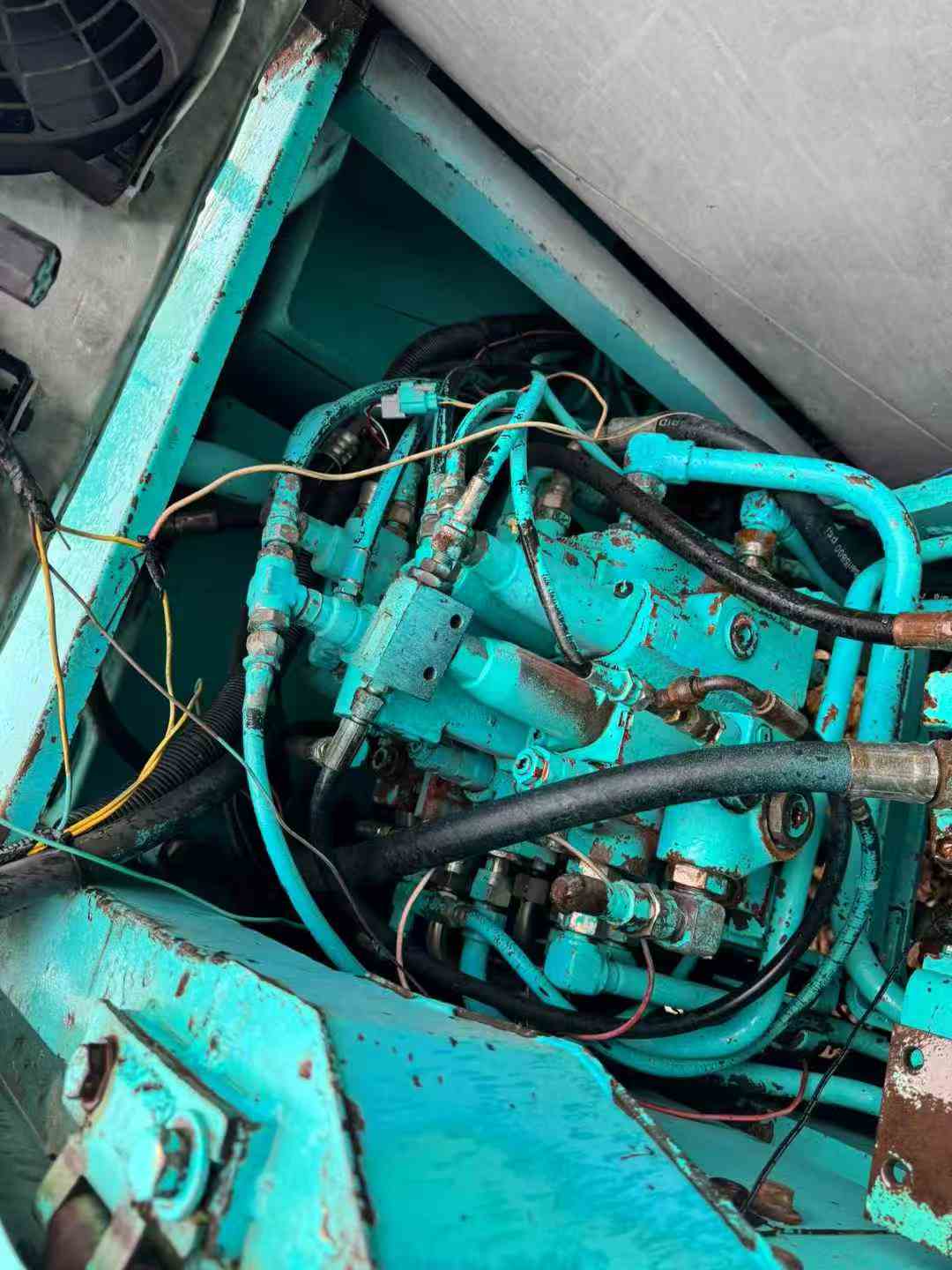 Used Kobelco SK120-5 Excavator 2016 Model / 4