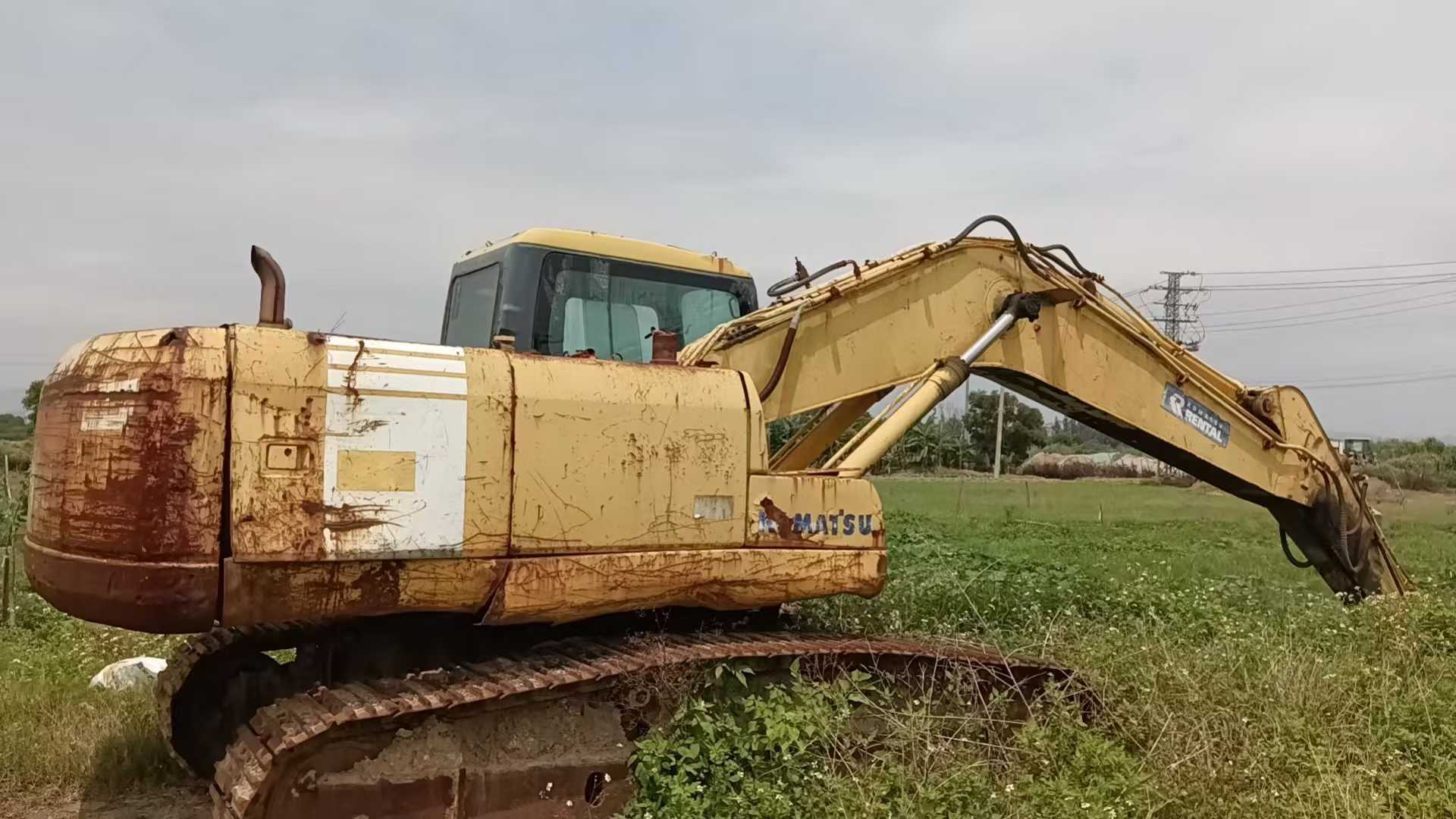 Used Komatsu PW200-7 Excavator 2016 Model