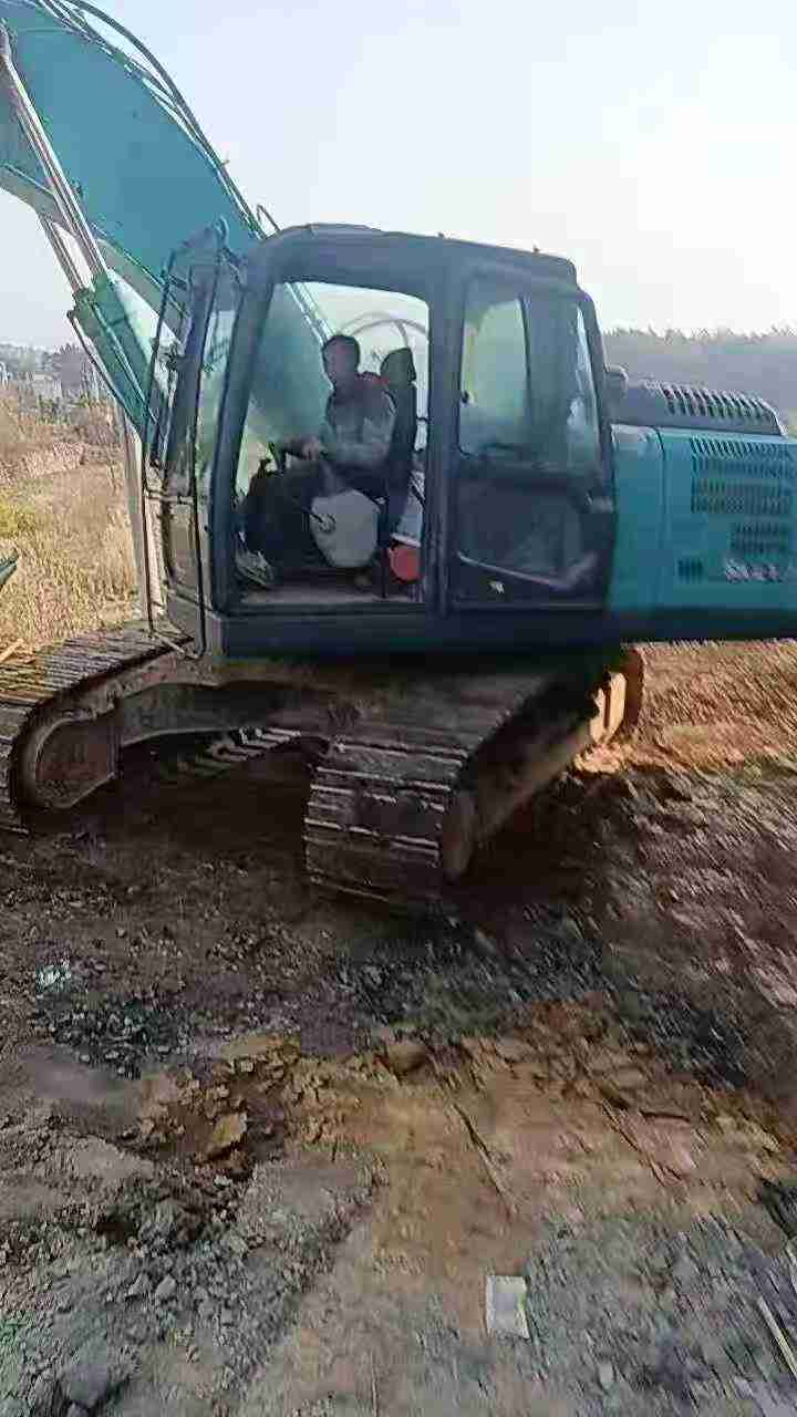 Used Kobelco SK200-10 Excavator 2016 Model / 4