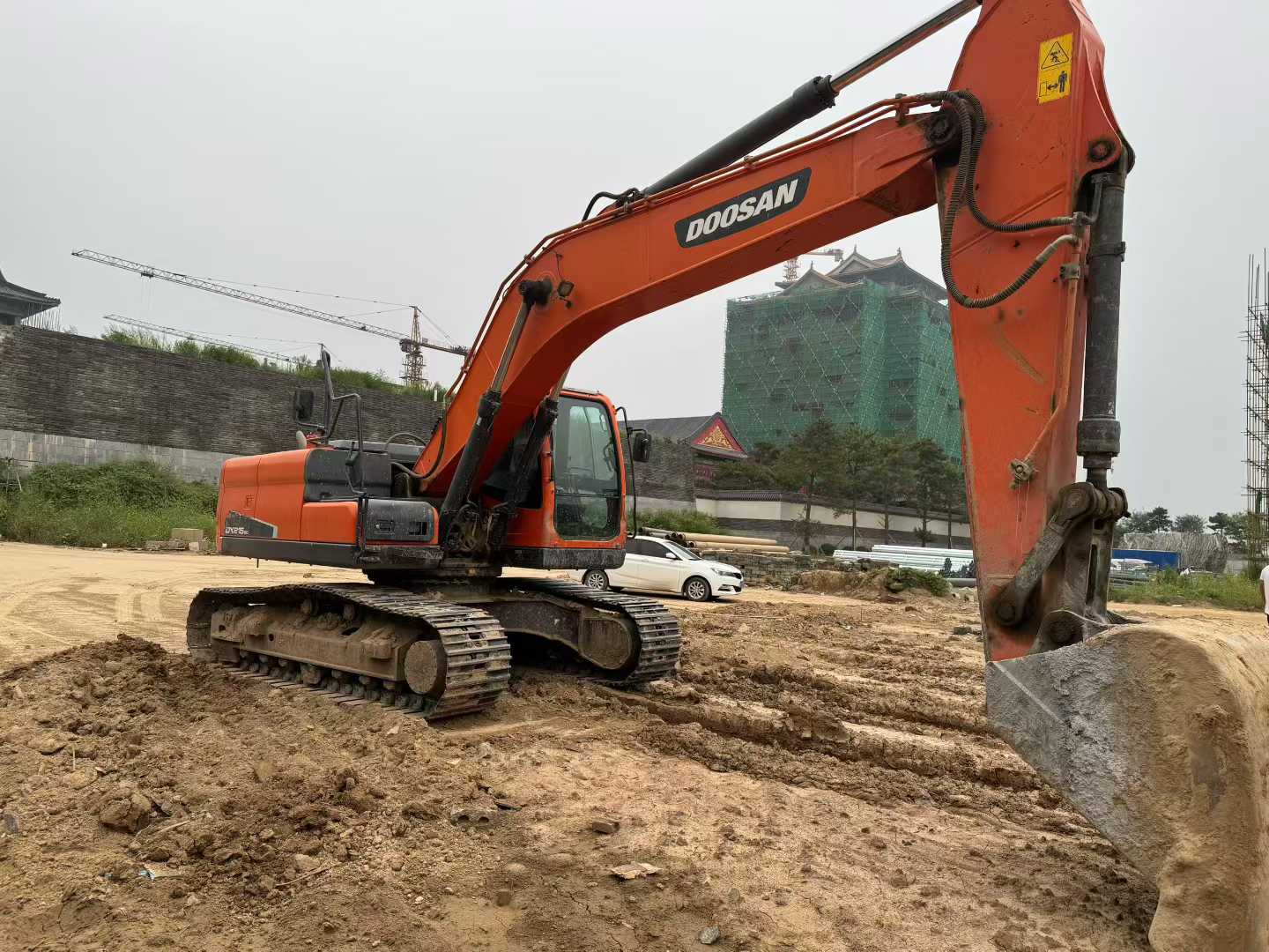 Used Doosan DX15 Excavator 2016 Model / 2