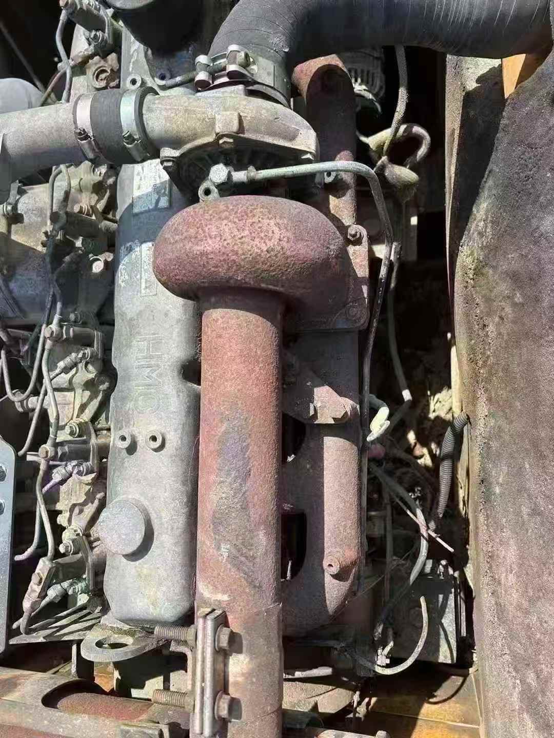 Used Hyundai R215-7 Excavator 2011 Model / 7