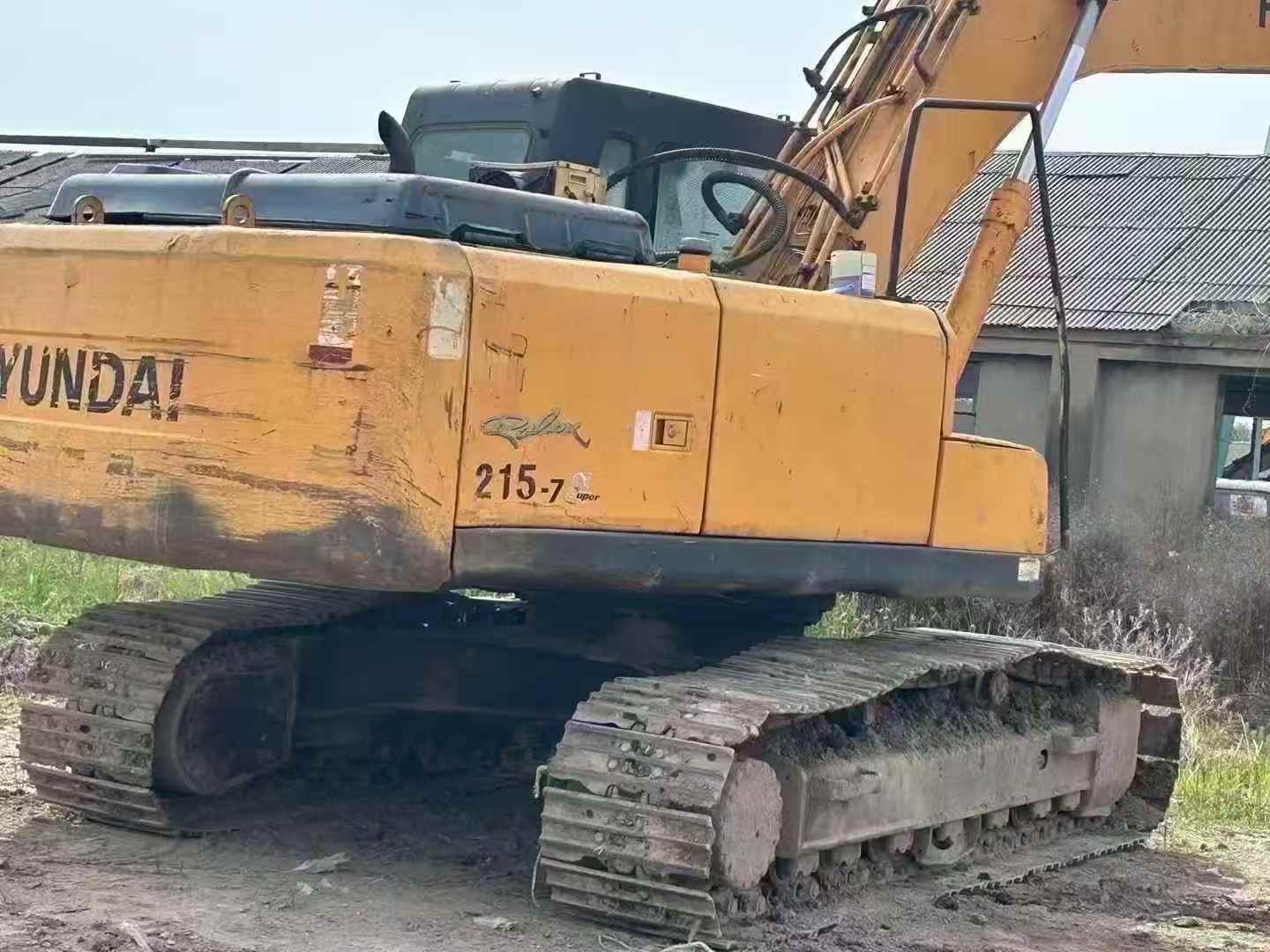 Used Hyundai R215-7 Excavator 2011 Model / 2