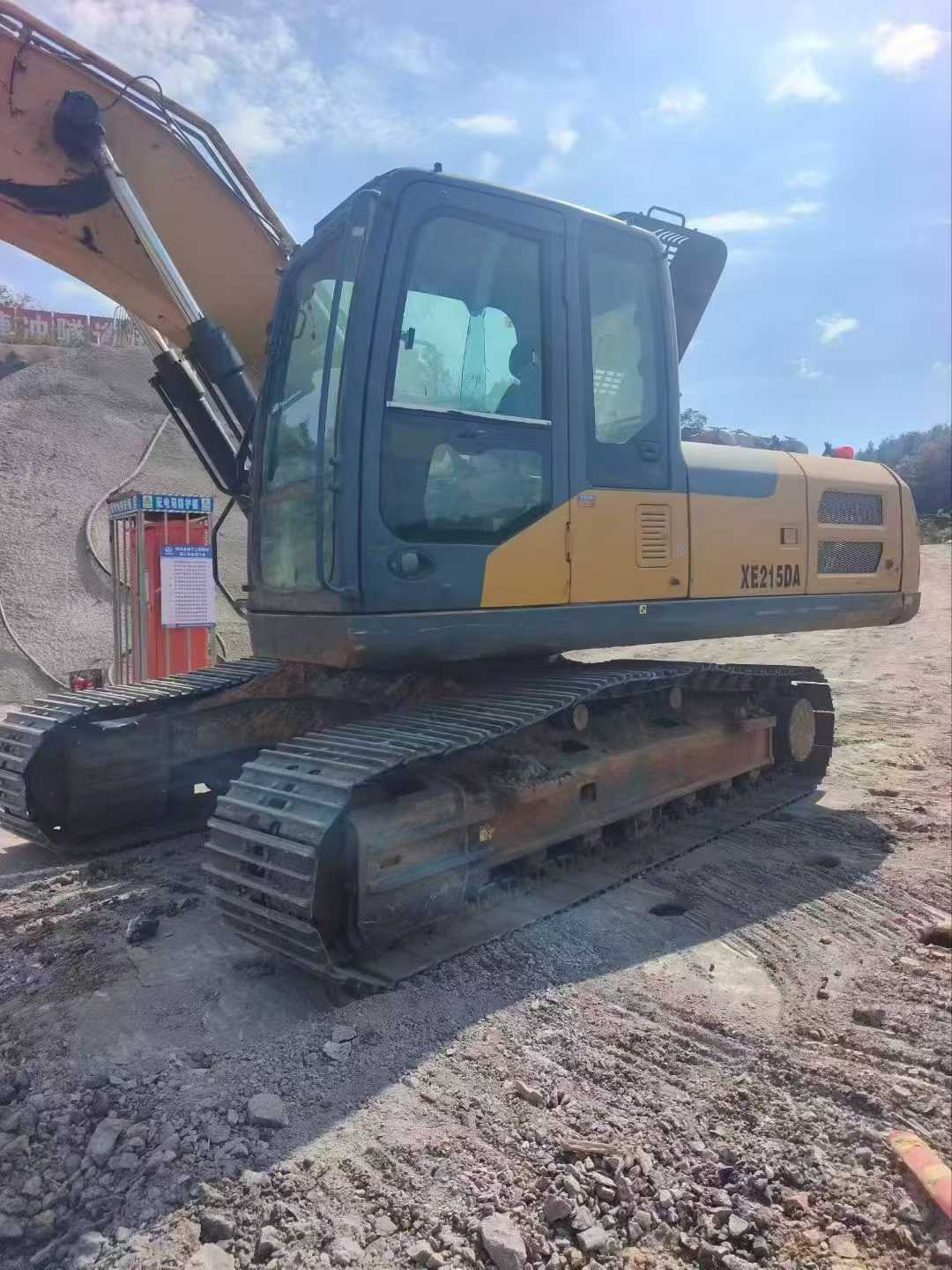 Used XCMG XE205DA Excavator 2021 Model