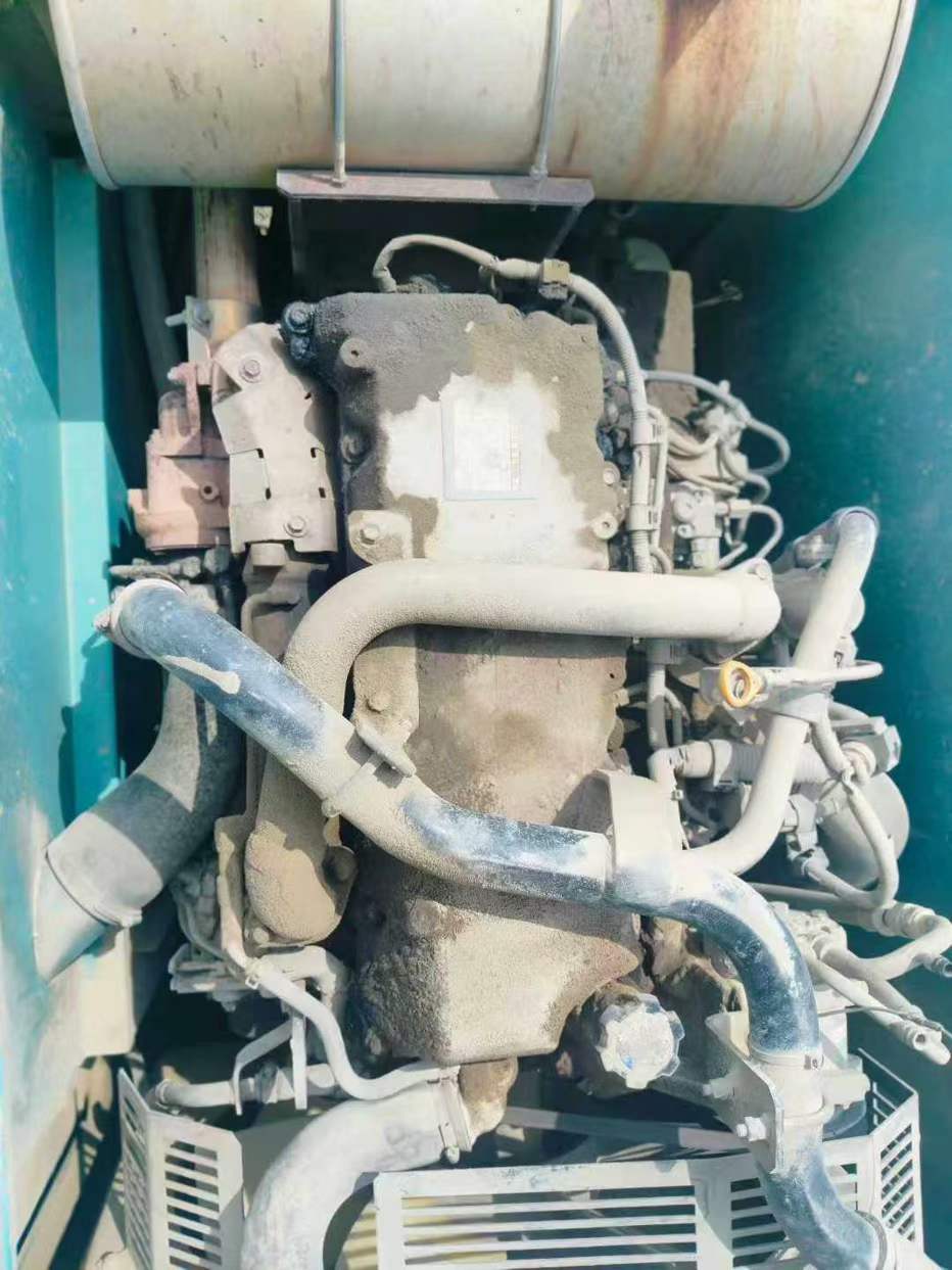 Used Kobelco SK210 Excavator 2016 Model / 5