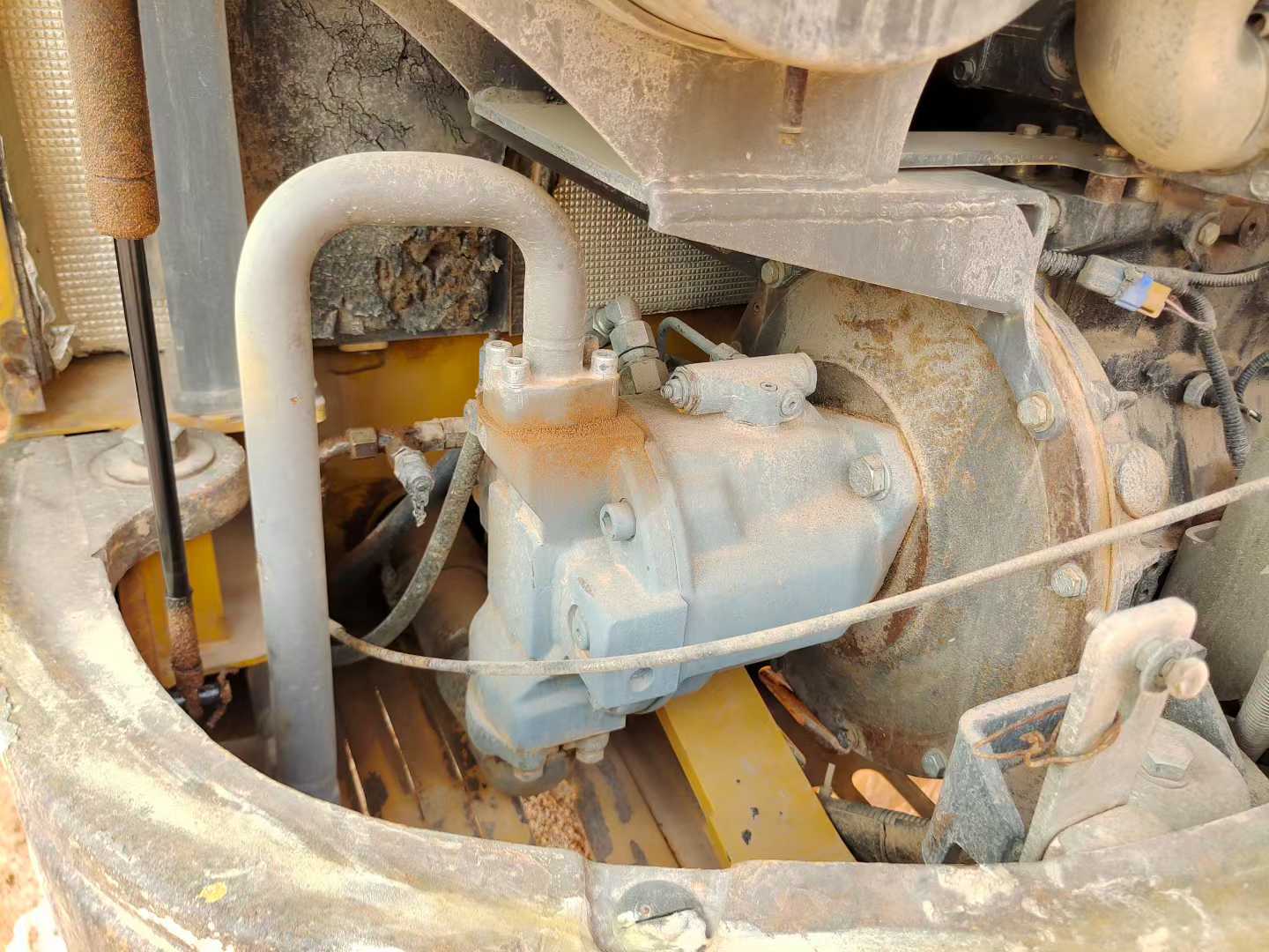 Used XCMG XE60 Excavator 2014 Model / 4