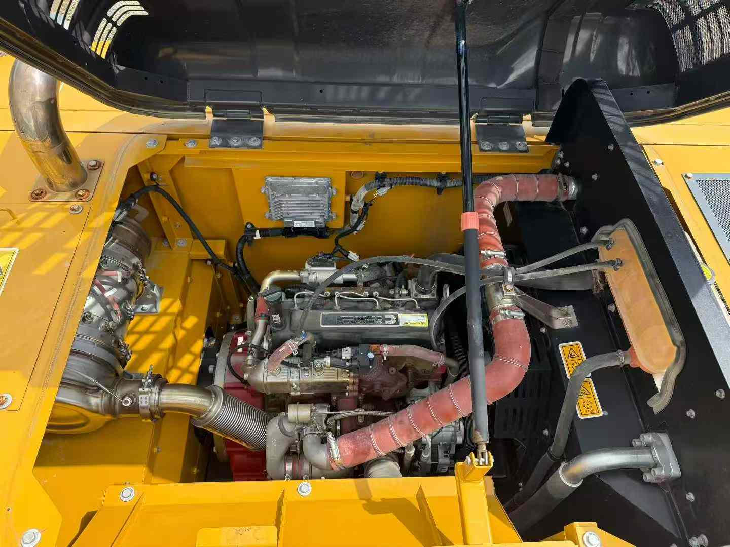 Used XCMG LW200 Excavator 2024 Model / 7