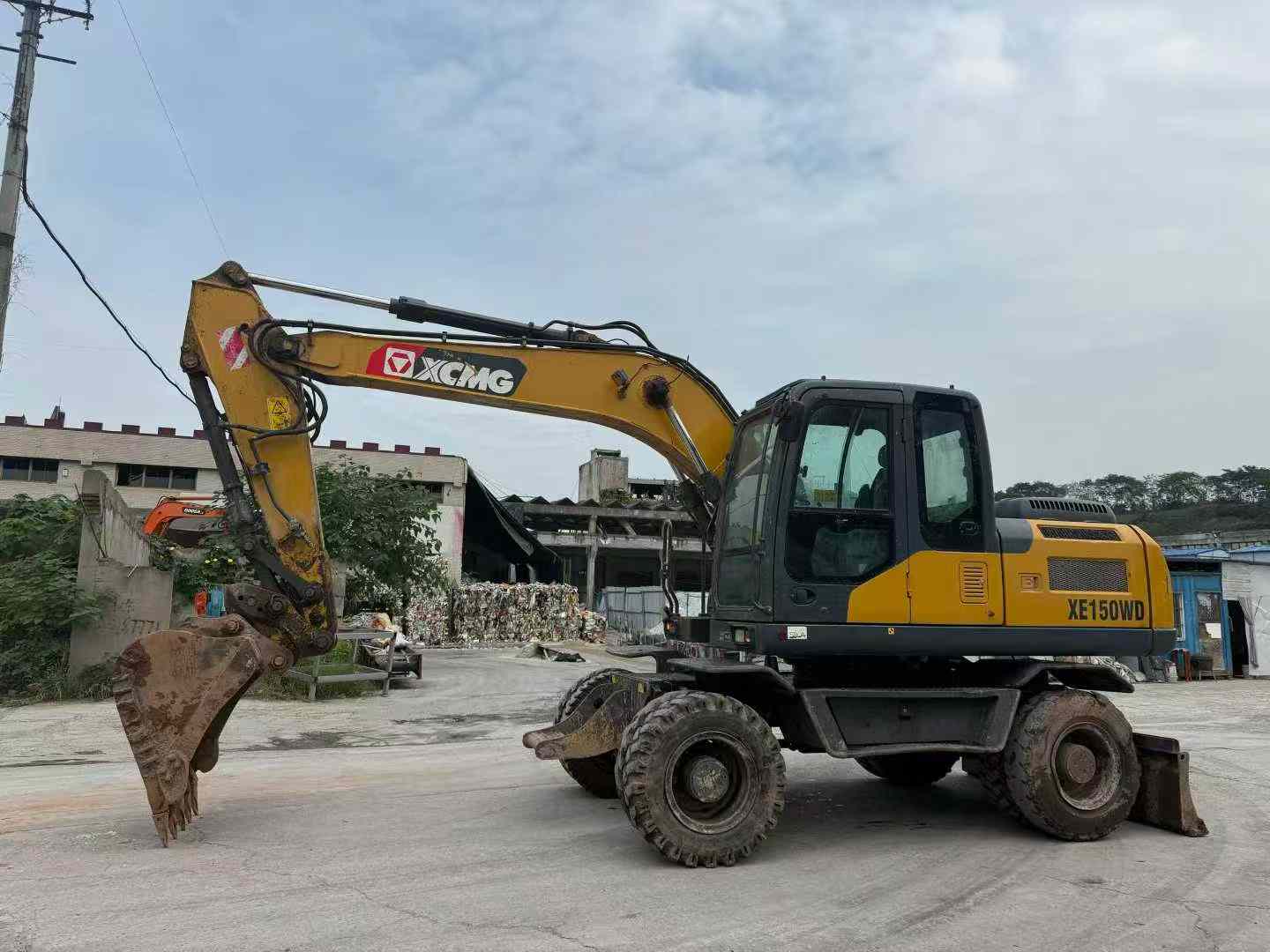 Used XCMG XE150 Excavator 2021 Model