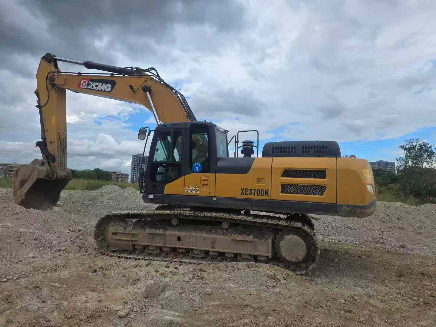 Used XCMG XE370 Excavator 2022 Model