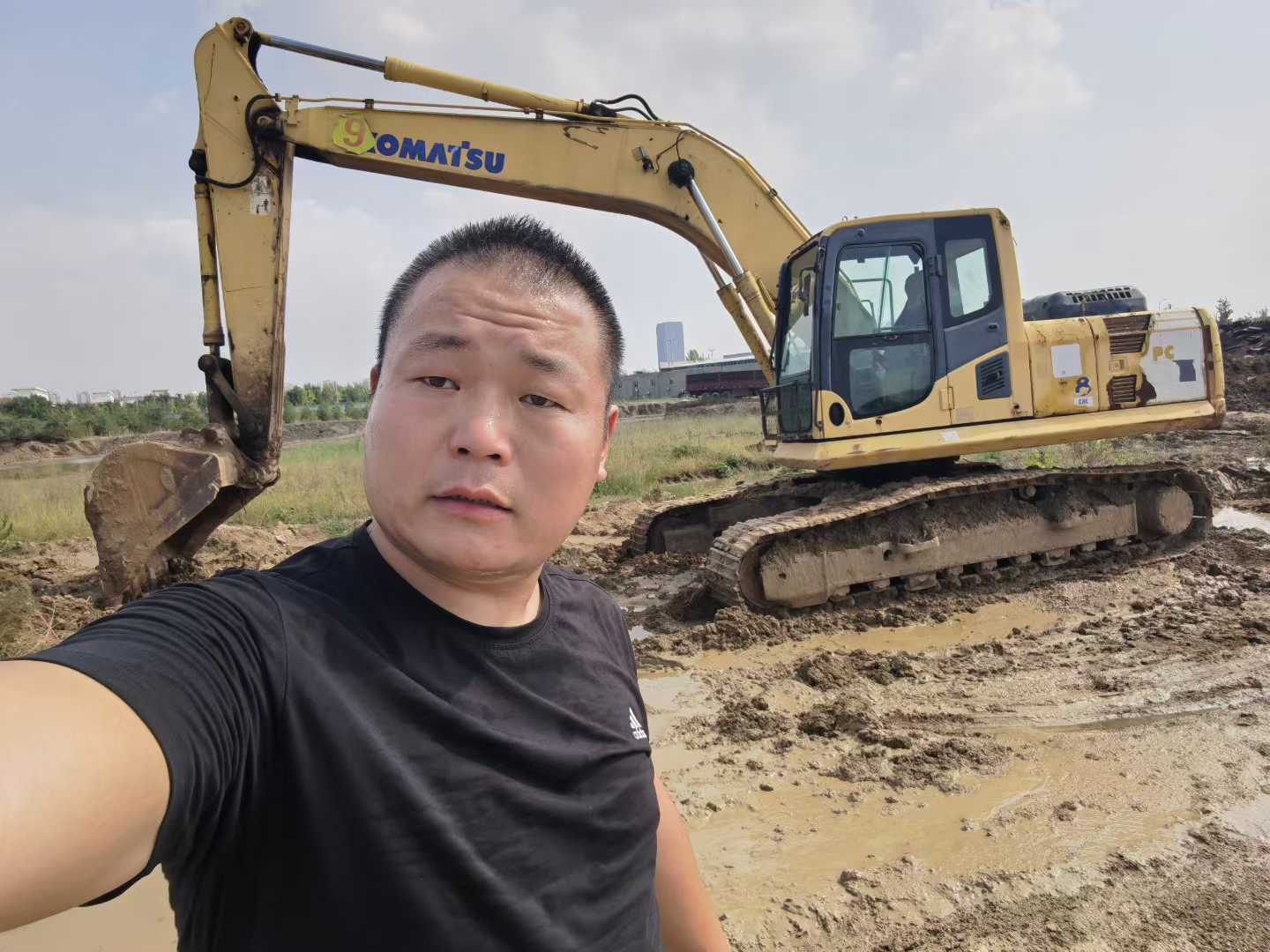 Used Komatsu PC210-8 Excavator 2016 Model