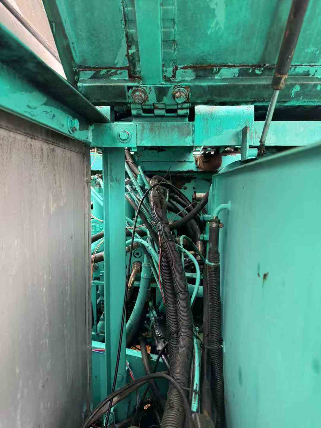 Used Kobelco SK120-5 Excavator 2016 Model / 2