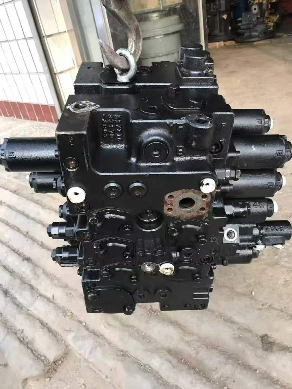 Used Kobelco  SK120-5.5 Excavator 2016 Model / 8