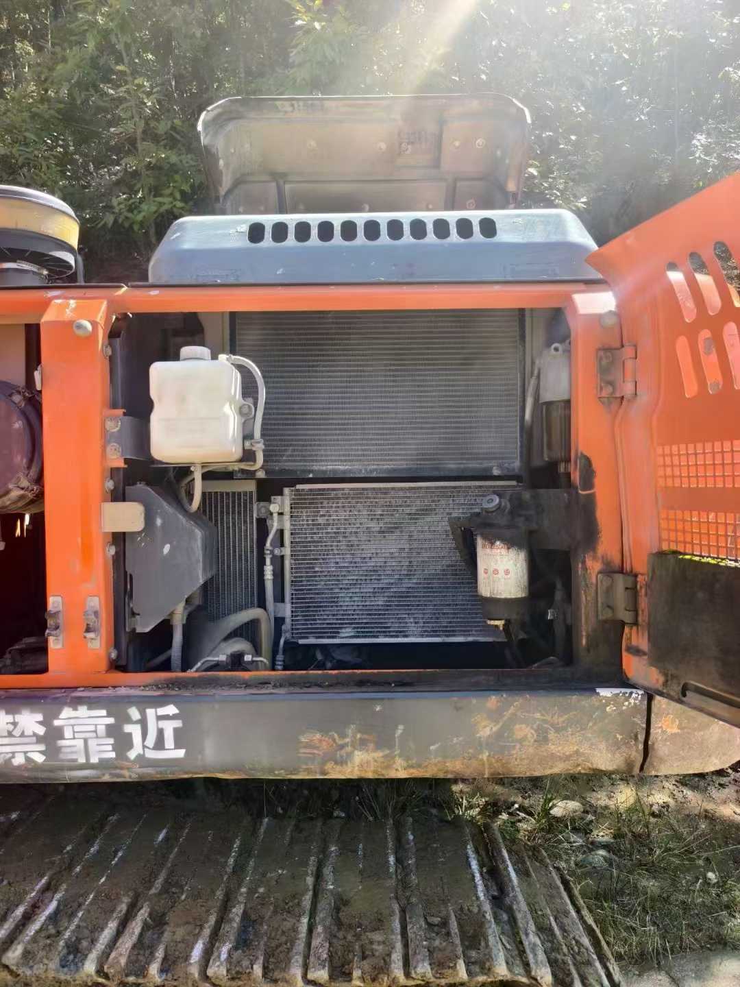 Used Doosan DH220 Excavator 2015 Model / 4