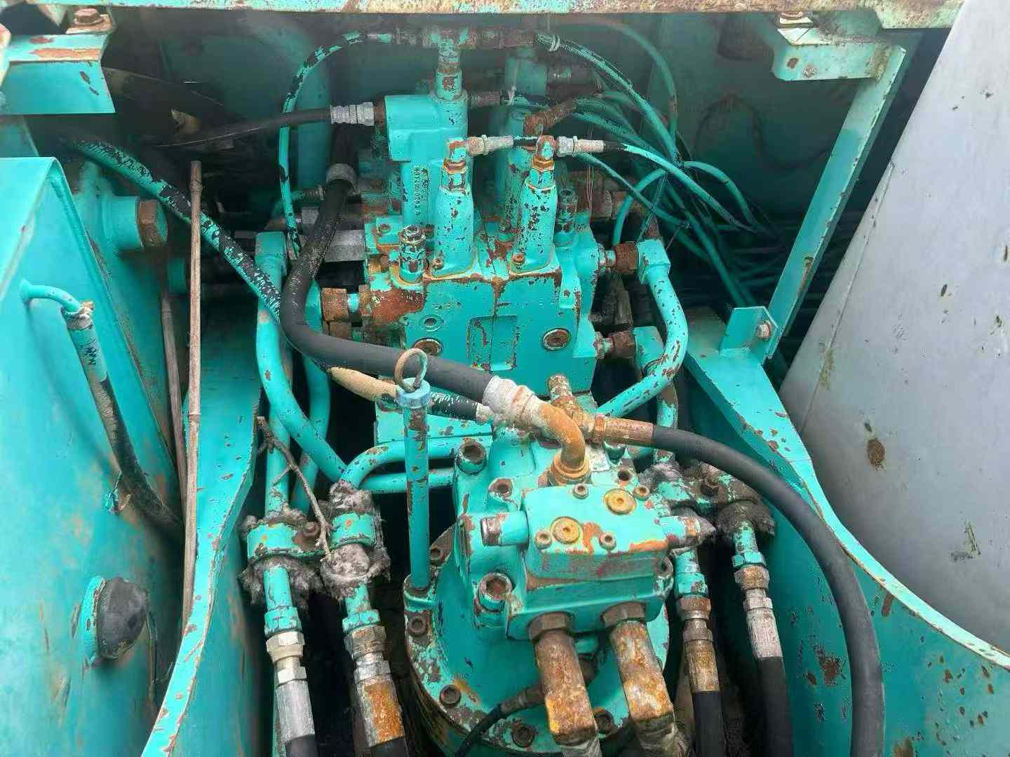 Used Kobelco SK200-5.5 Excavator 2016 Model / 7