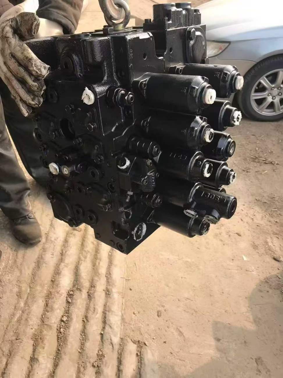 Used Kobelco  SK120-5.5 Excavator 2016 Model / 3