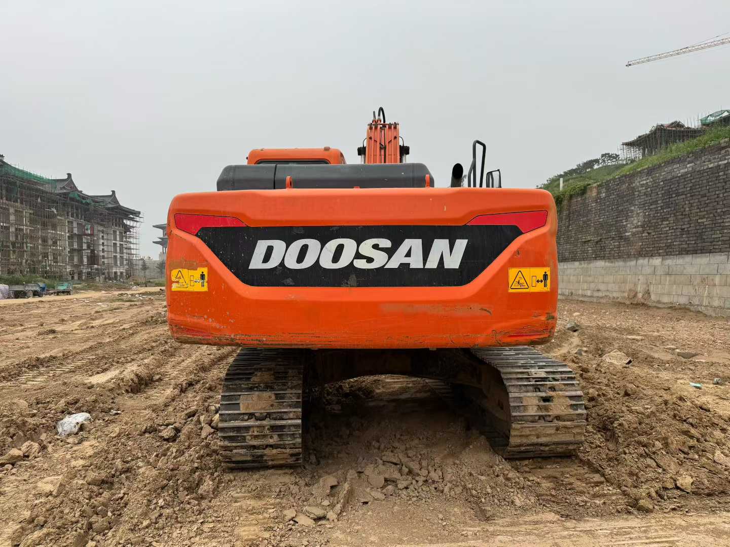 Used Doosan DX15 Excavator 2016 Model / 3