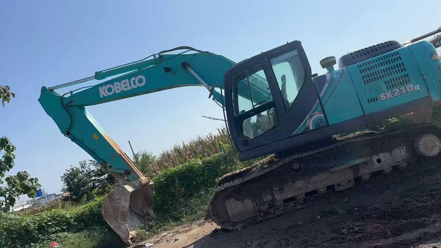 Used Kobelco SK210 Excavator 2017 Model