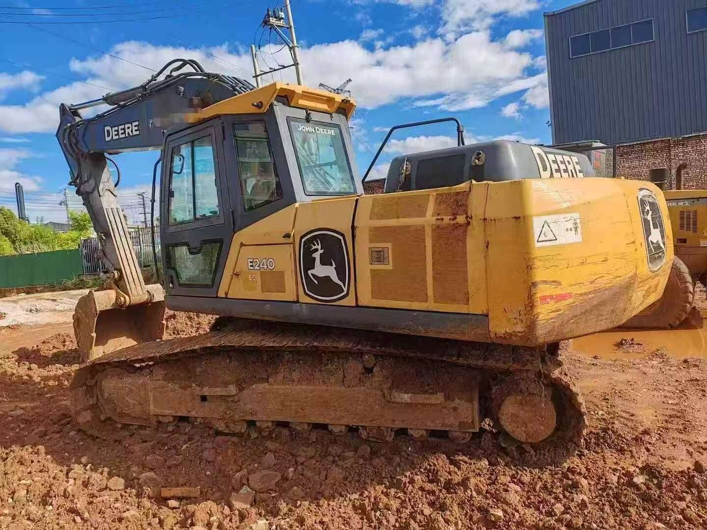 Used JohnDeere E210 Excavator 2014 Model