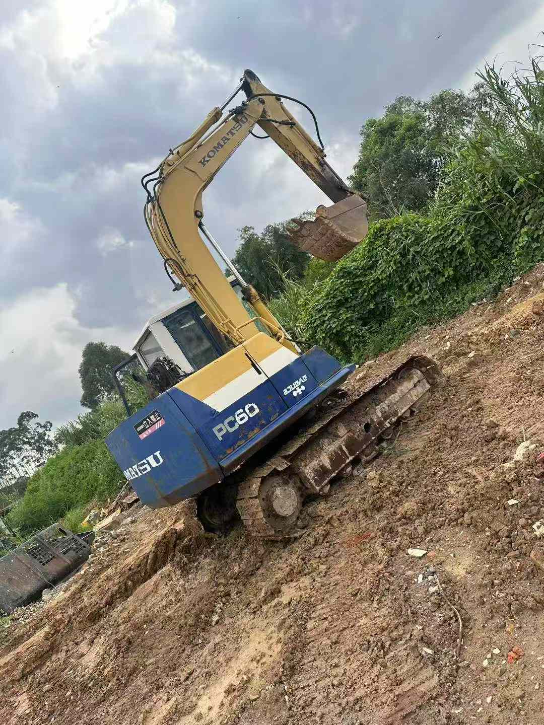 Used Komatsu PC60 Excavator 2016 Model