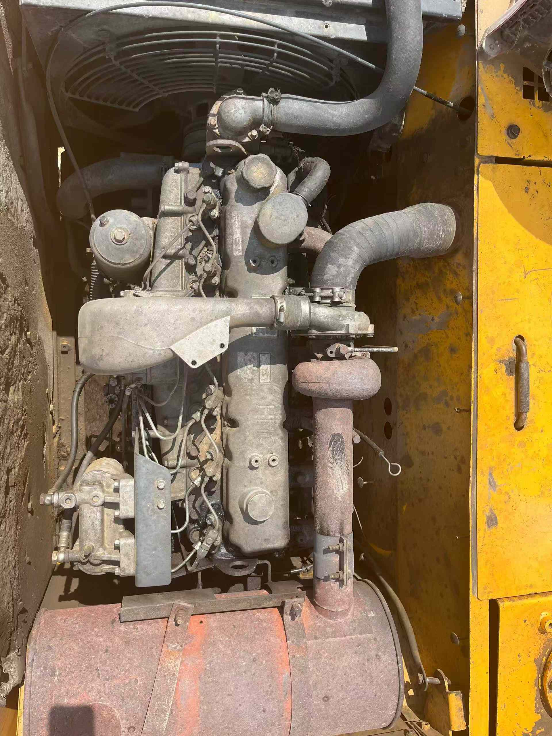 Used Hyundai R215-7 Excavator 2016 Model / 6