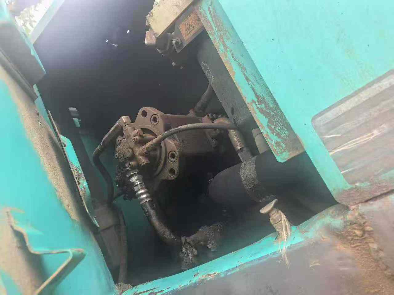 Used Kobelco SK350LC SuperX Excavator 2011 Model / 4