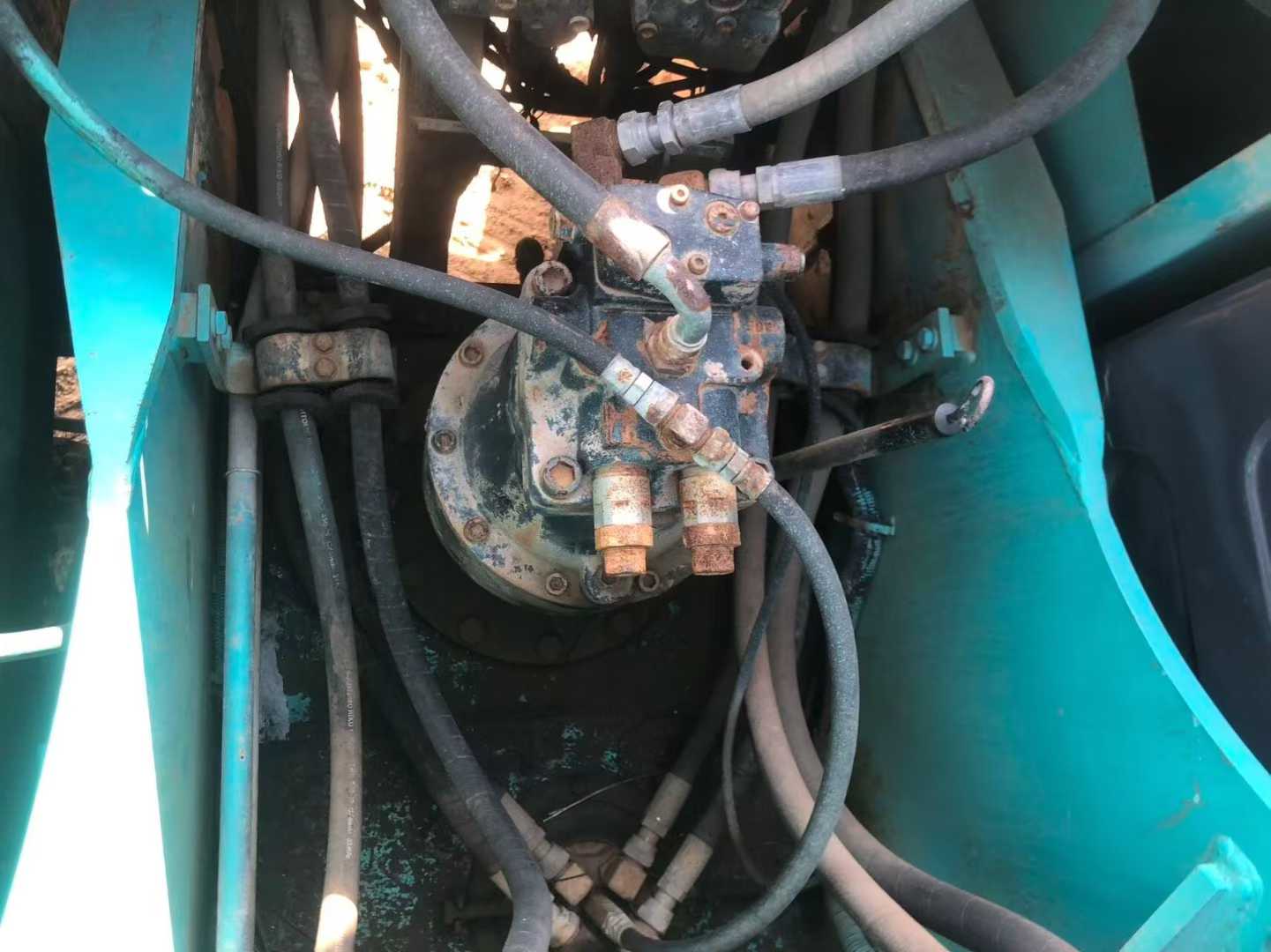 Used Kobelco SK200-6E Excavator 2016 Model / 5