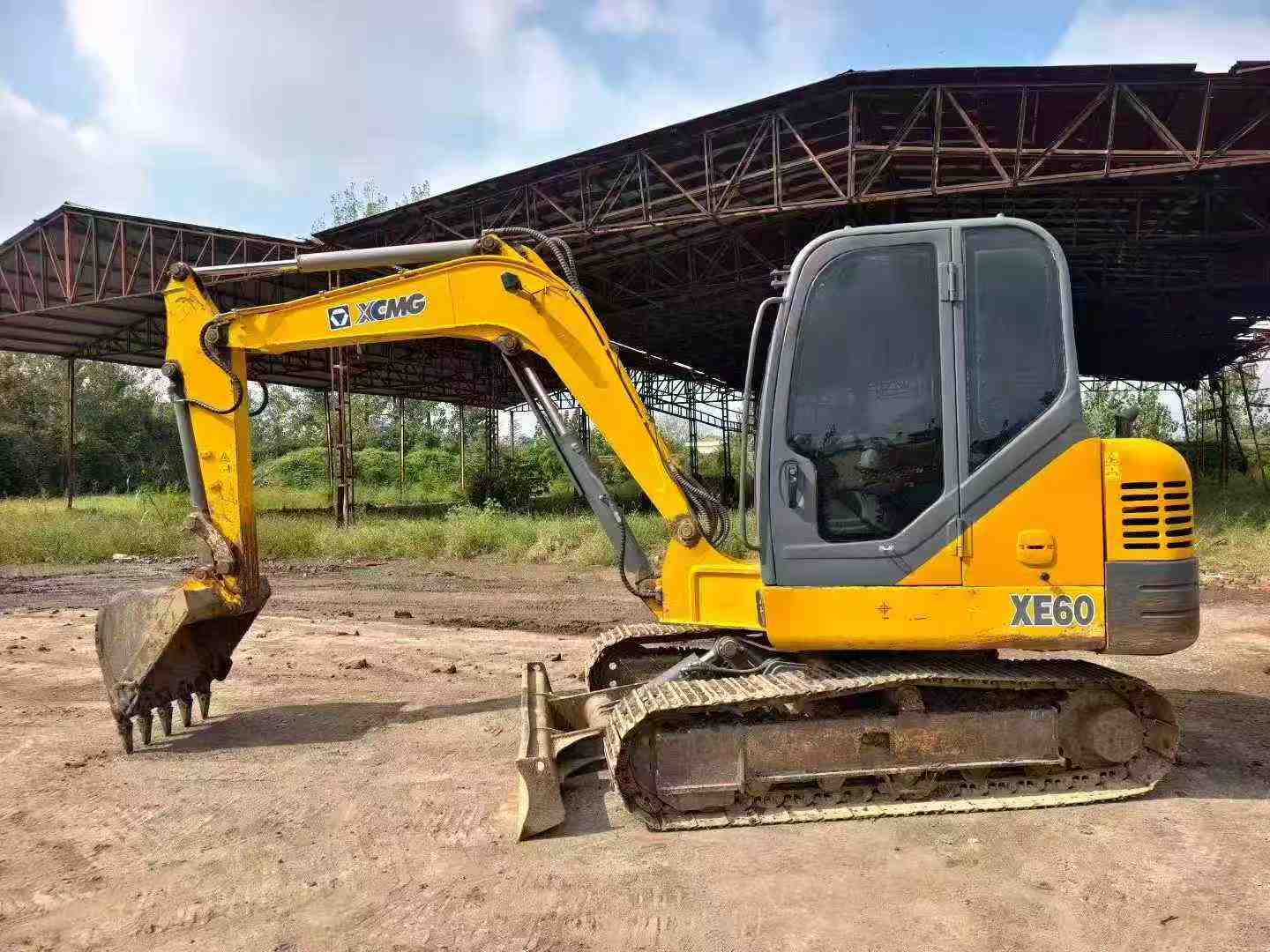 Used XCMG XE60 Excavator 2016 Model / 2