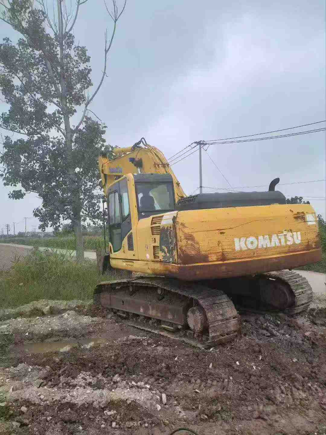 Used Komatsu PC200-8 Excavator 2010 Model