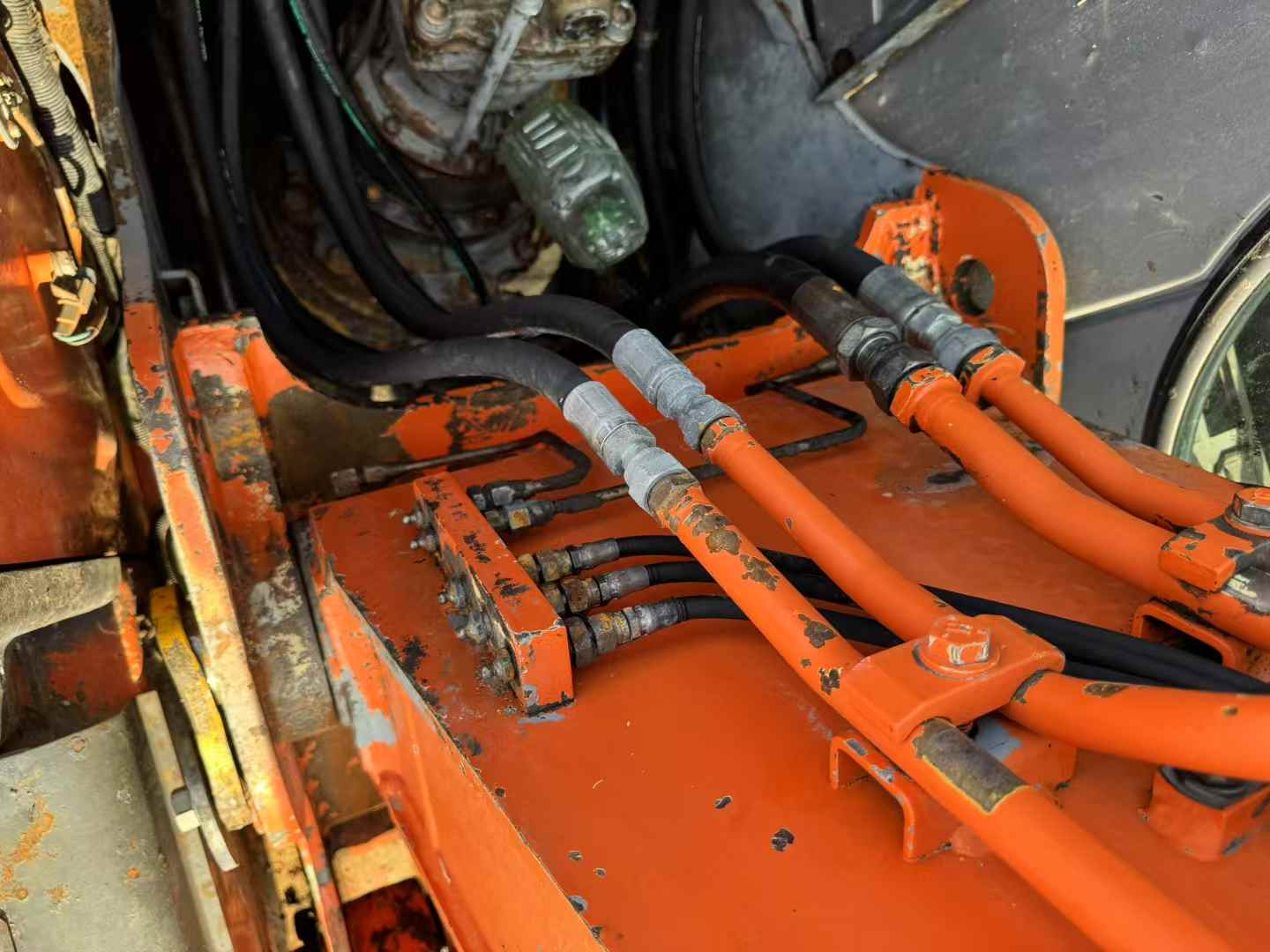 Used Hitachi ZX120 Excavator 2016 Model / 8