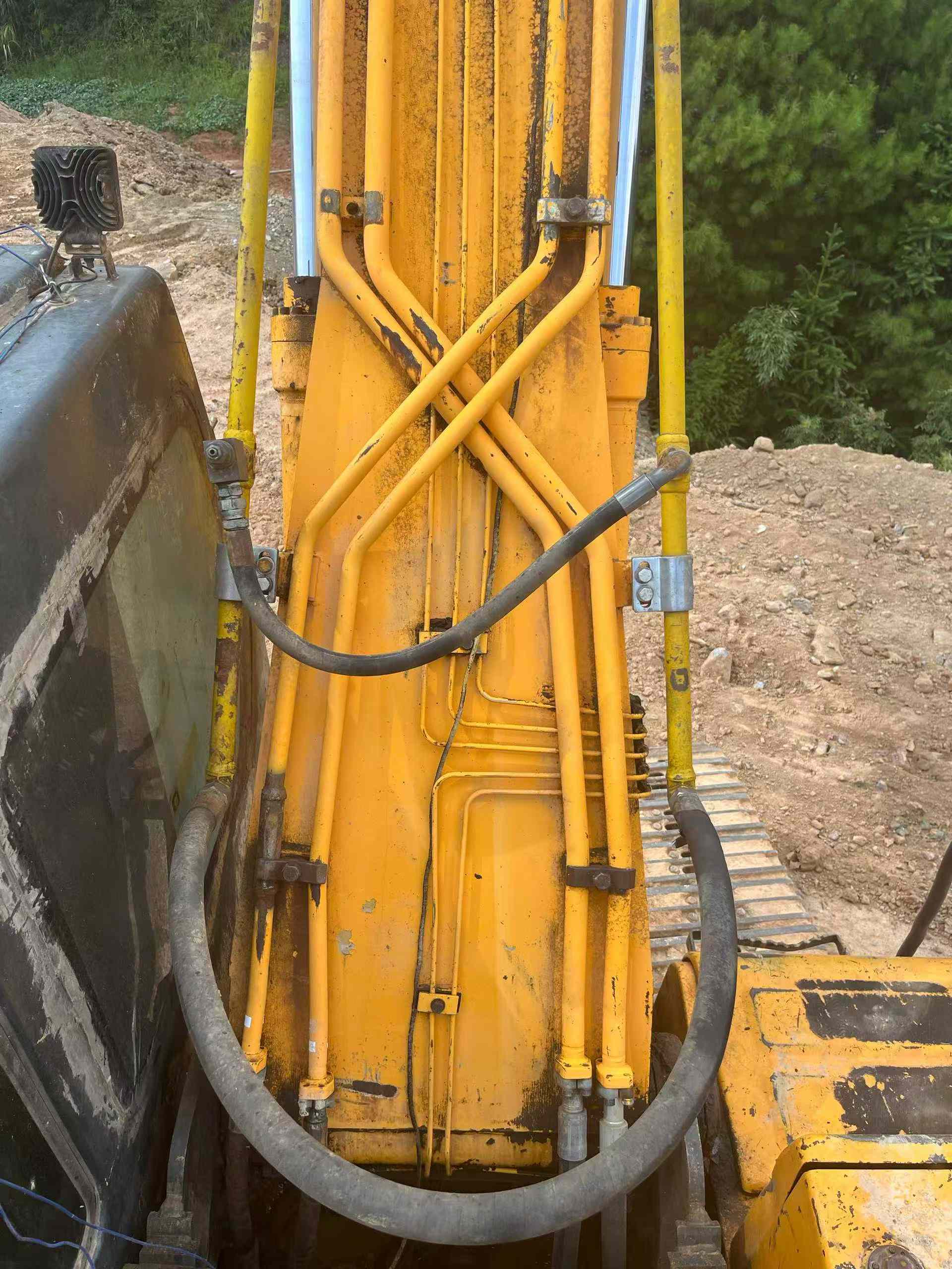 Used Hyundai R215-7 Excavator 2016 Model / 7