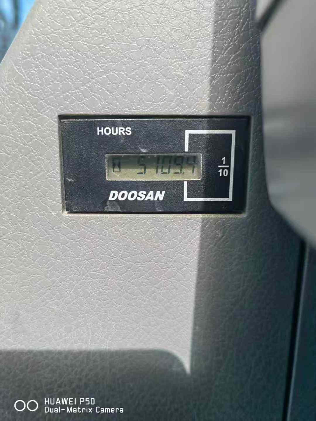 Used Doosan S210WV Excavator 2022 Model / 2