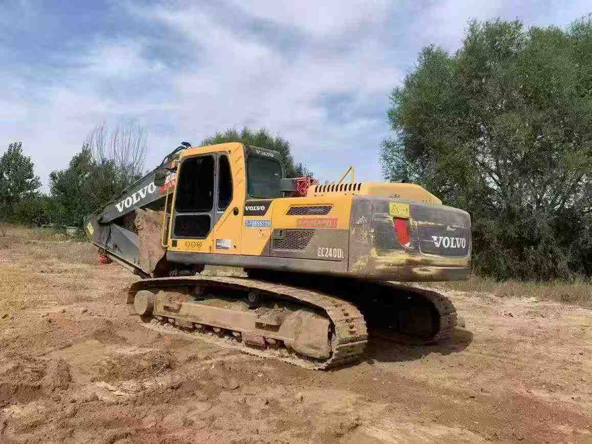 Used Volvo EC240 Excavator 2016 Model / 2