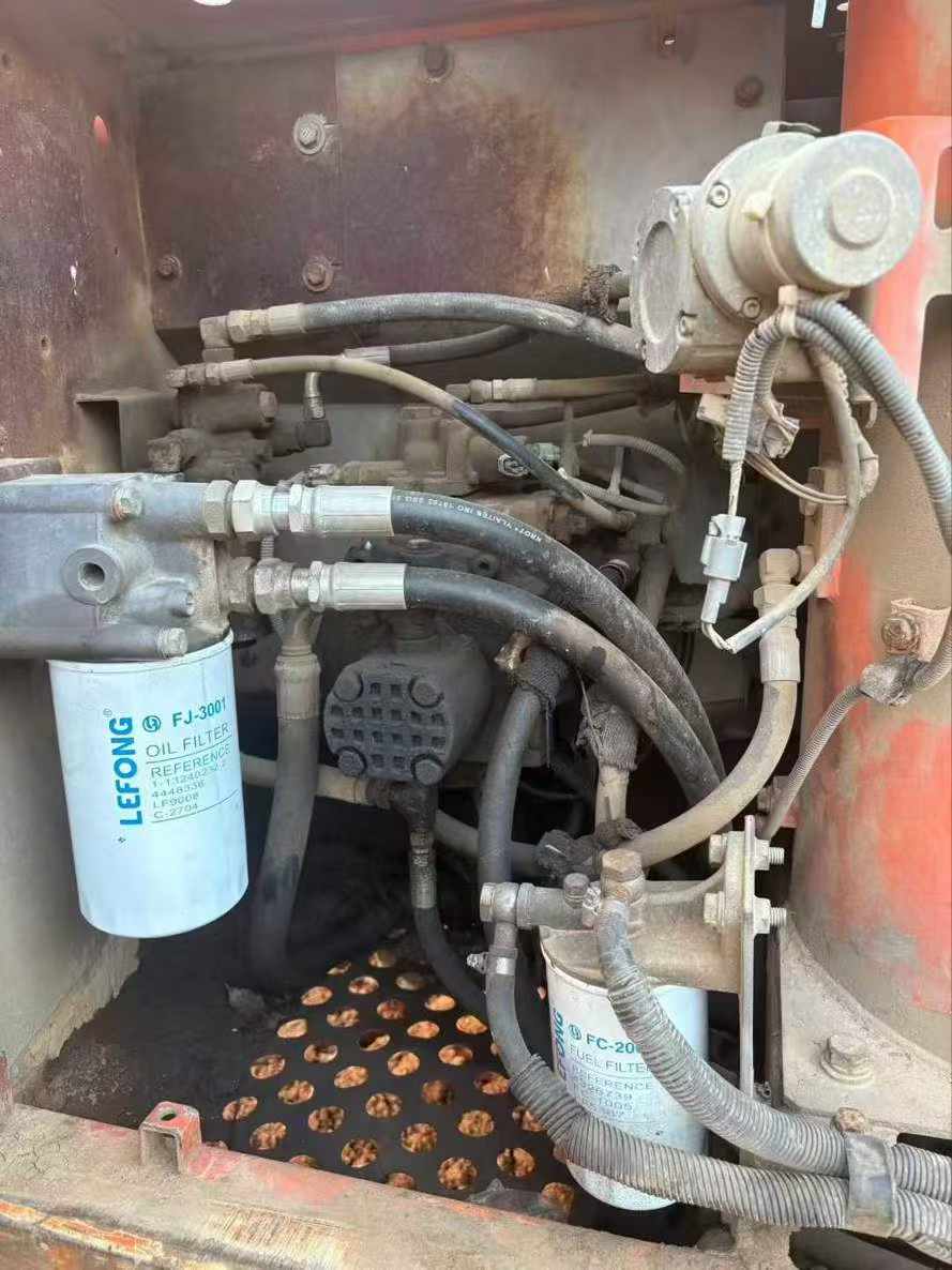 Used Hitachi ZX120 Excavator 2016 Model / 4