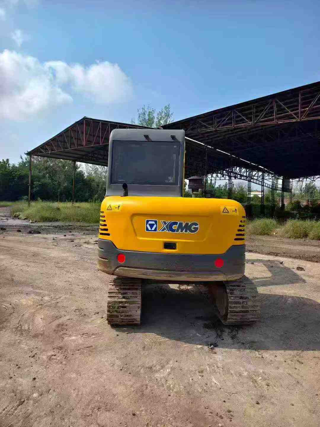 Used XCMG XE60 Excavator 2016 Model / 9