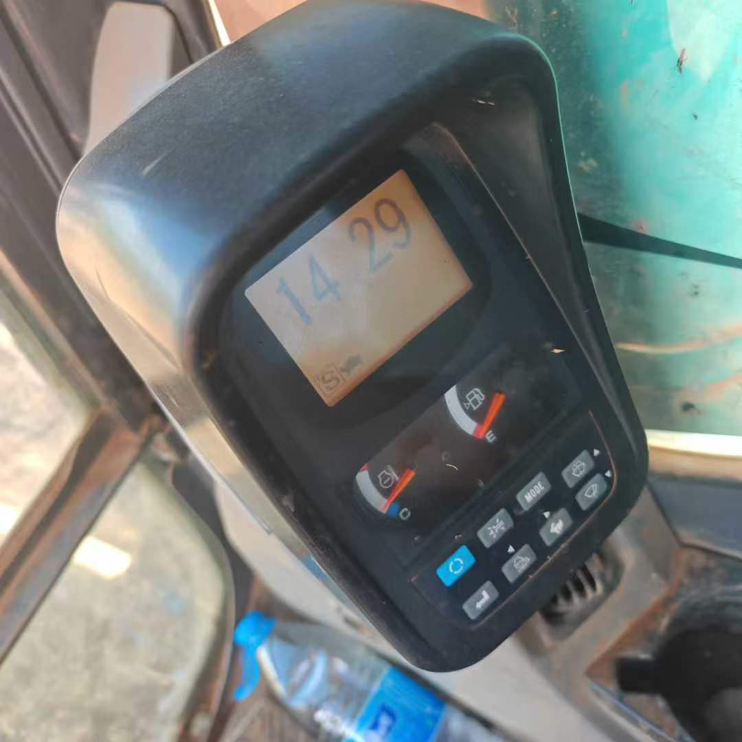 Used Kobelco SK210 Excavator 2016 Model / 7