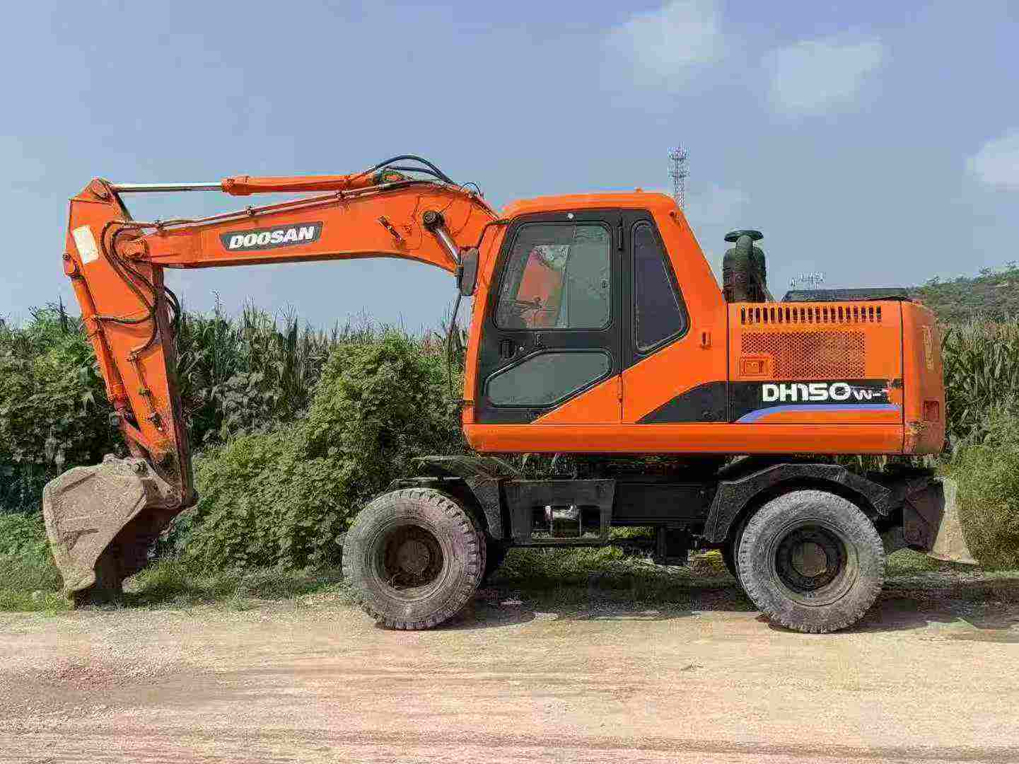 Used Doosan DX15 Excavator 2016 Model