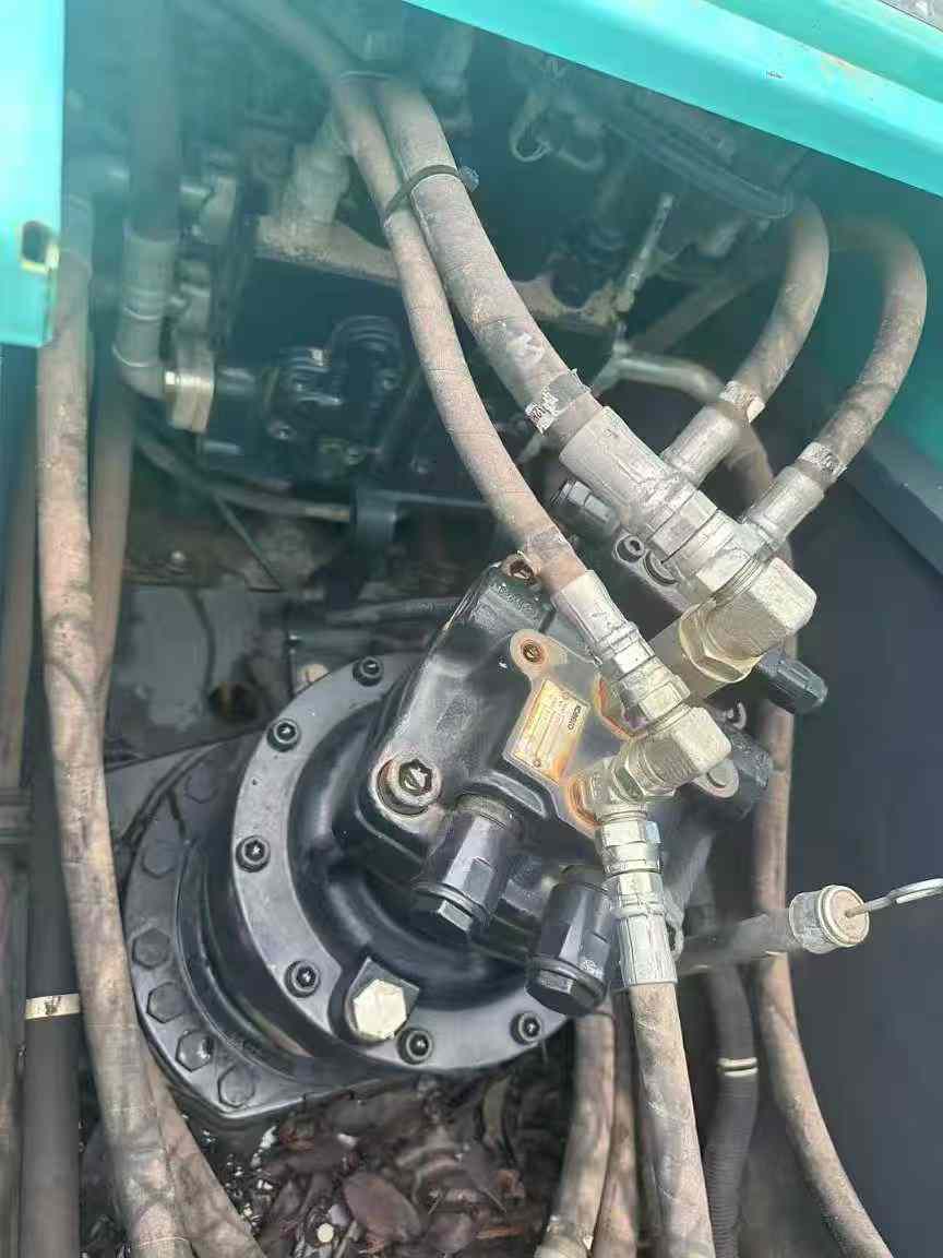 Used Kobelco SK200 Excavator 2019 Model / 4