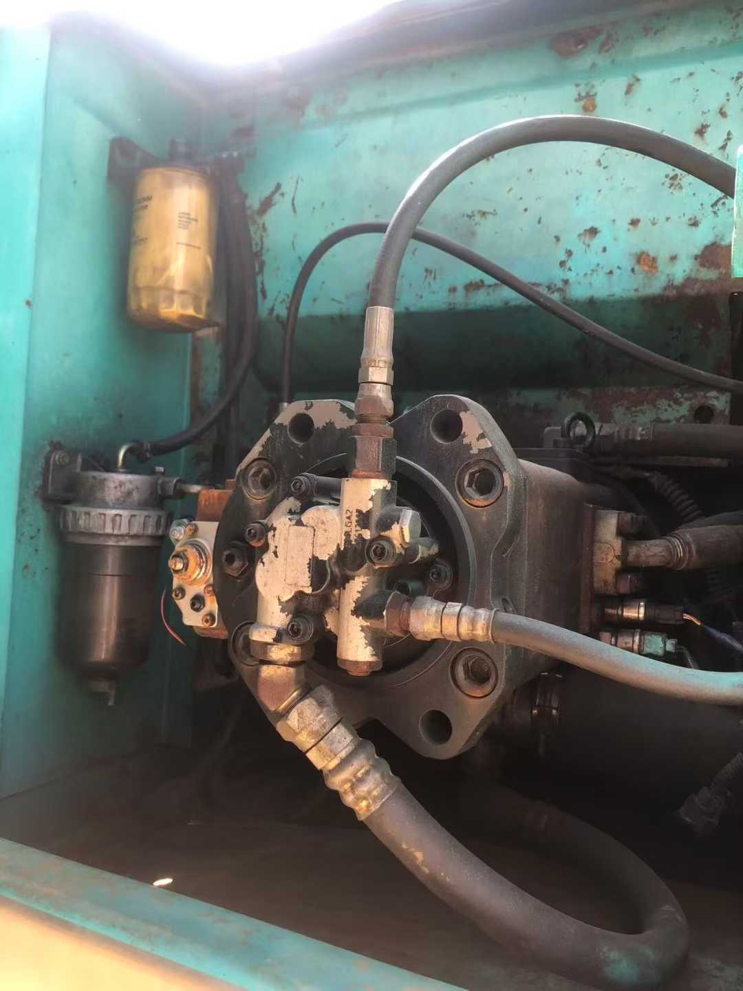 Used Kobelco SK200-6E Excavator 2016 Model / 4