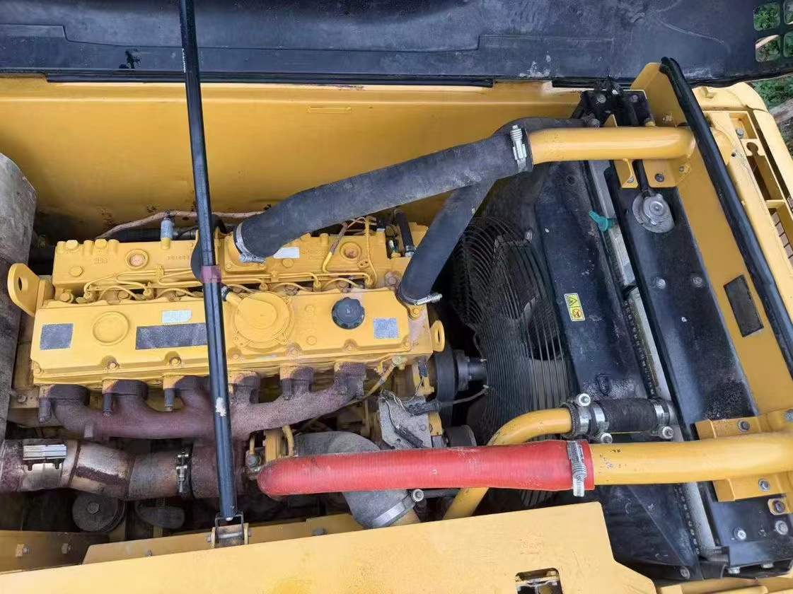 Used Caterpillar 320D Excavator 2017 Model / 9